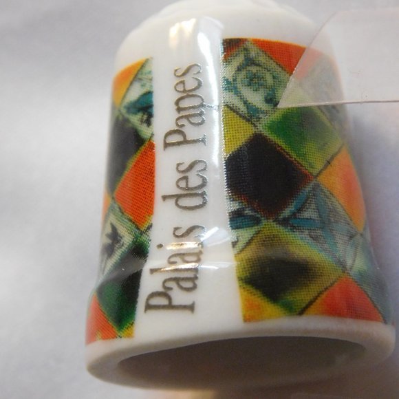 Vintage Palais des Papes Thimble - Picture 7 of 7